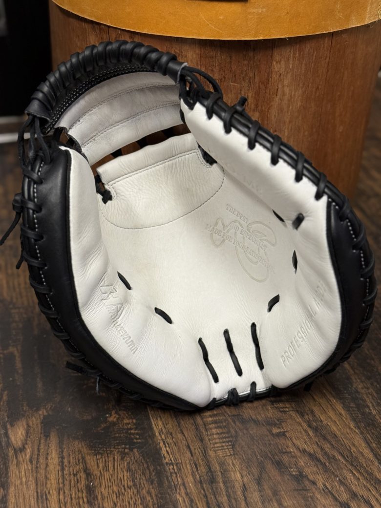 アーチは強めに掛けました